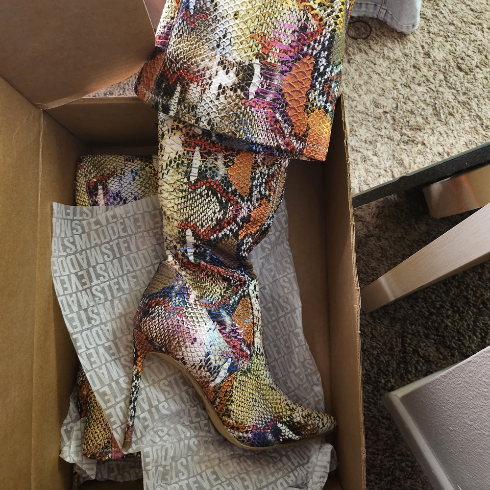 Steve Madden Vibrant Snake Print Heeled Boots